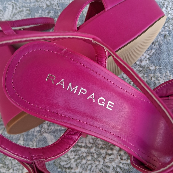 🛍 Rampage Women's Pink Platform Sandals Sz.7 EUC - Picture 10 of 12